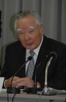 鈴木修会長