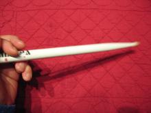 drum stick=left hand