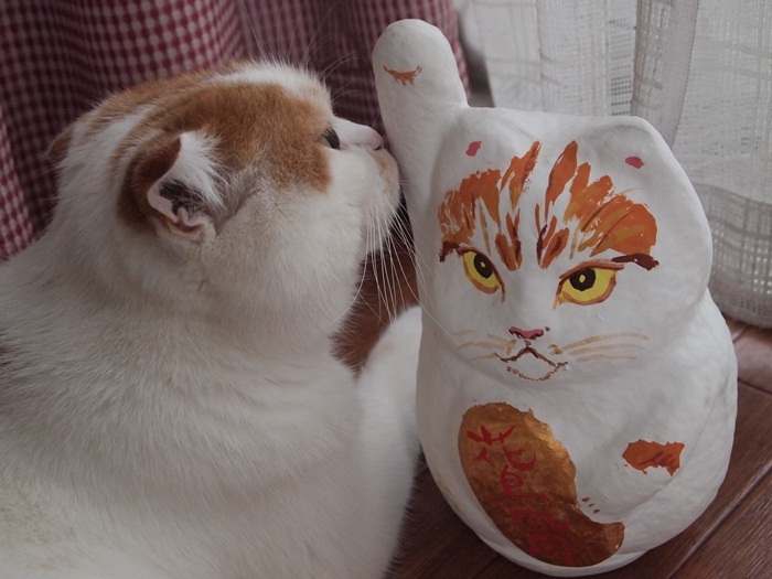加東和の「そっくり招き猫」「開運招き猫」