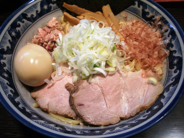 萌えラーメン!燃えジャンク!もえB級グルメ!