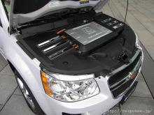 GM、最新型の燃料電池車とハイブリッド車
