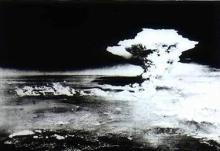 撮影/　米軍
