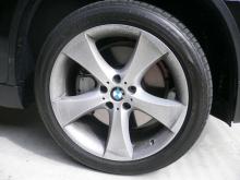 BMW X6 タイヤ・ホイール施工前