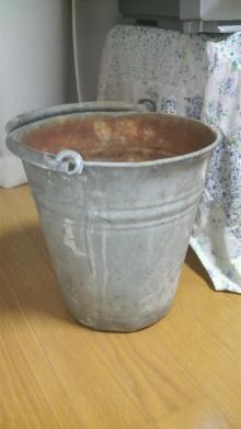 アンティークバケツ