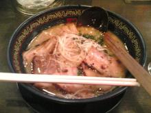 よってこや