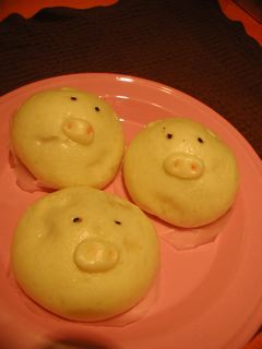 三匹の豚まん