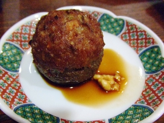 生椎茸の肉詰め揚げ