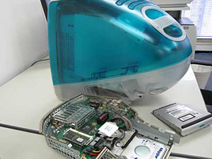 iMac(アイマック) 分解中|EC-CUBEは株式会社ブレイド 宮城県 仙台市