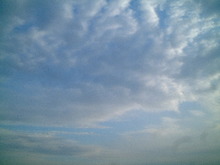 ６/８　雲２