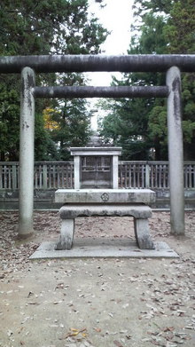 前田利長公墓所2