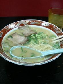 豚骨ラーメン
