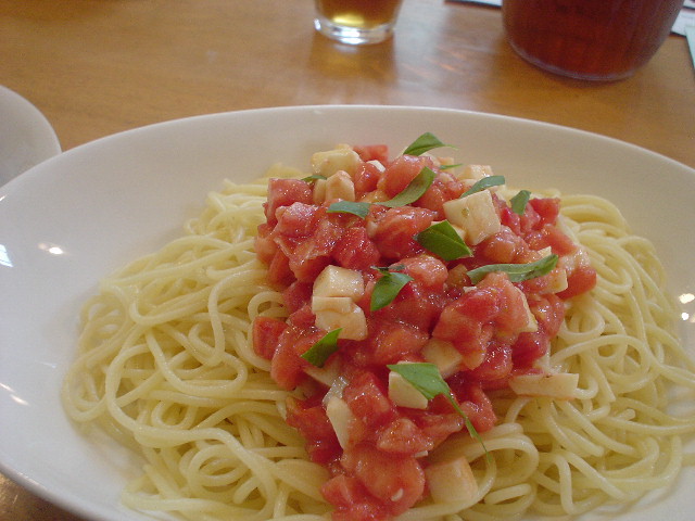 フルーツトマトパスタ