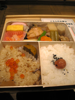 鉄子の旅弁当の中身