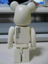 WCC12 bearbrick-1