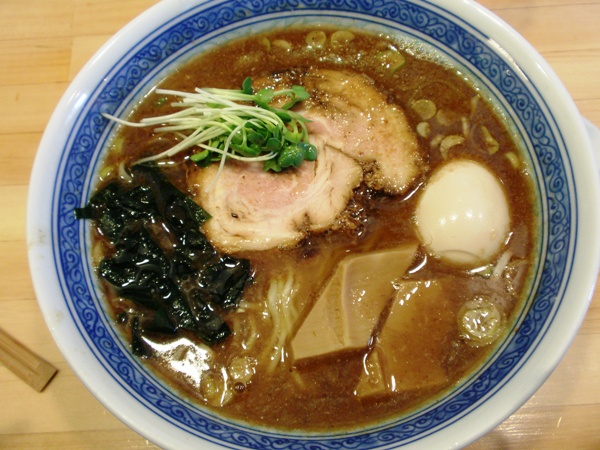 萌えラーメン!燃えジャンク!もえB級グルメ!
