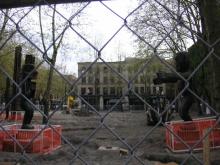 Apr19-057