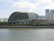 シンガポール