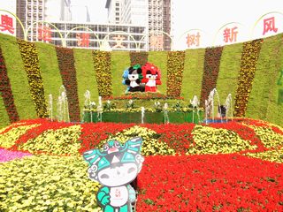 南京路×成都道の飾り
