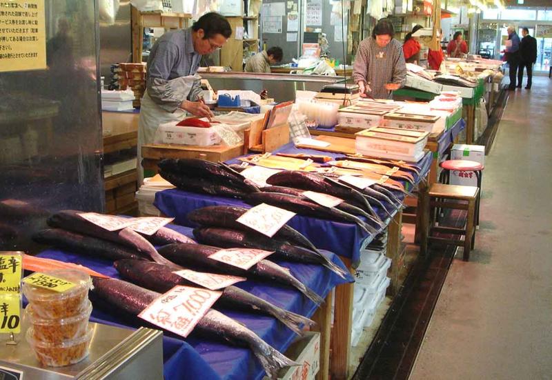 秋田市民市場 お魚