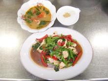 タイ料理　４