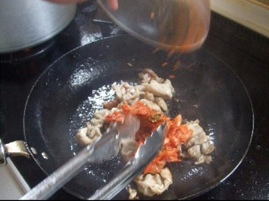 豆乳豚キムチパスタ調理工程画像