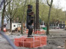 Apr19-056