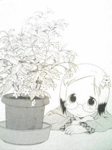 花に見とれる茉莉ちゃん