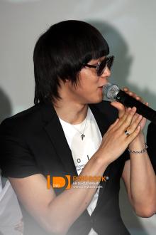 080202 micky02