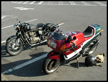 月刊：DUCATI F750 村山SP！