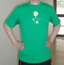 緑Tシャツ