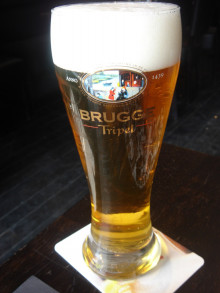 Belgian Beer オーベルジュ　スクリーンオーナー　　　　　　亜門君ベルギー一人旅