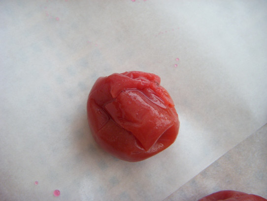 キヨミのガーデニングブログ-2009　梅を干す画像