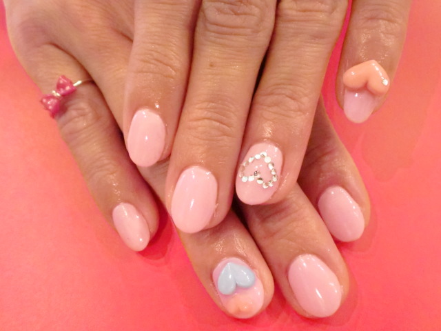 こんにちは★大人気のシャンティネイルです★