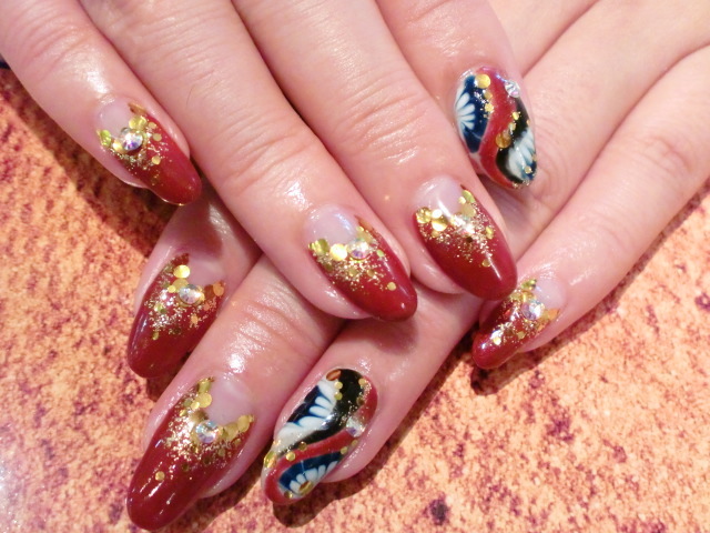 こんにちは★大人気のシャンティネイルです★