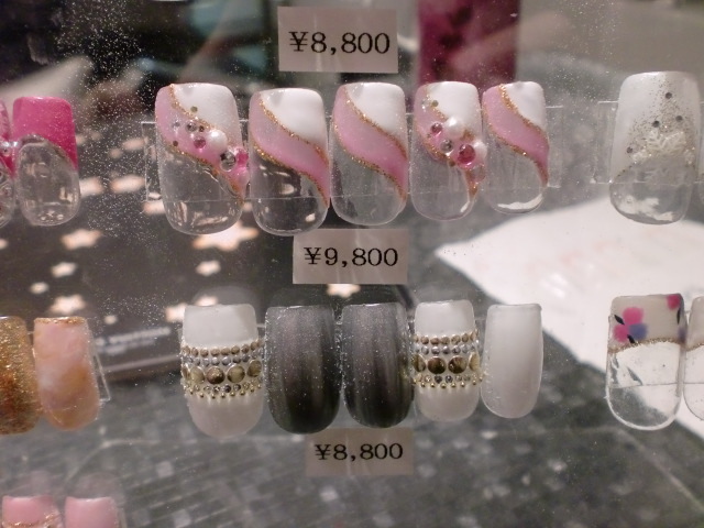 こんにちは★大人気のシャンティネイルです★