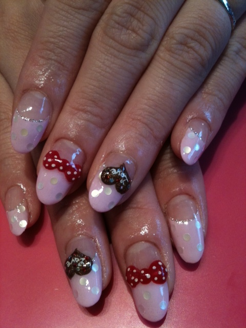 こんにちは★大人気のシャンティネイルです★