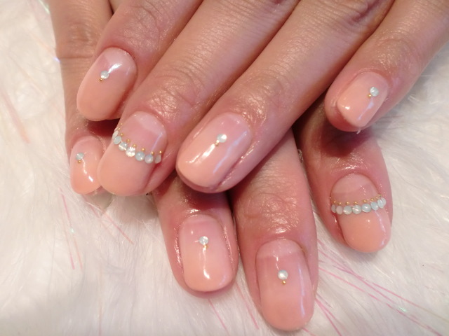 こんにちは★大人気のシャンティネイルです★