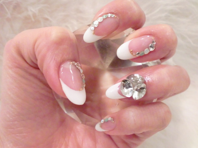 こんにちは★大人気のシャンティネイルです★