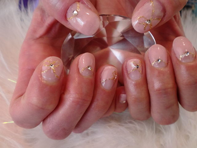 こんにちは★大人気のシャンティネイルです★