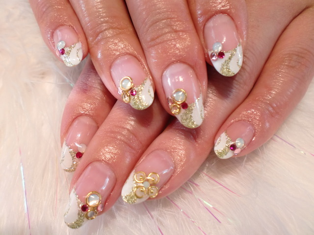 こんにちは★大人気のシャンティネイルです★