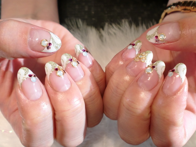 こんにちは★大人気のシャンティネイルです★