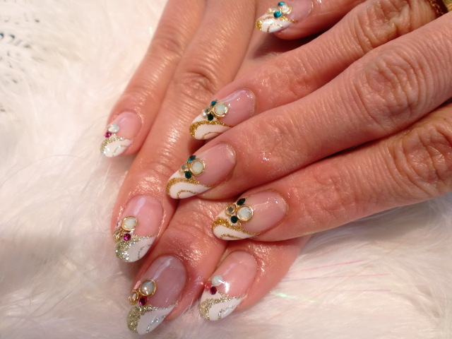 こんにちは★大人気のシャンティネイルです★