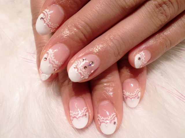 こんにちは★大人気のシャンティネイルです★