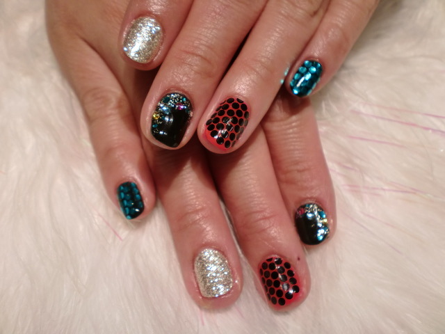 こんにちは★大人気のシャンティネイルです★