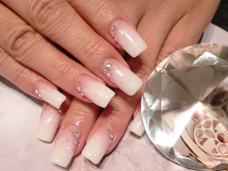 こんにちは★大人気のシャンティネイルです★