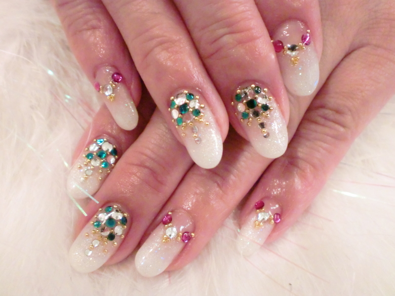 こんにちは★大人気のシャンティネイルです★