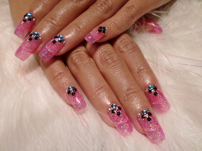 こんにちは★大人気のシャンティネイルです★