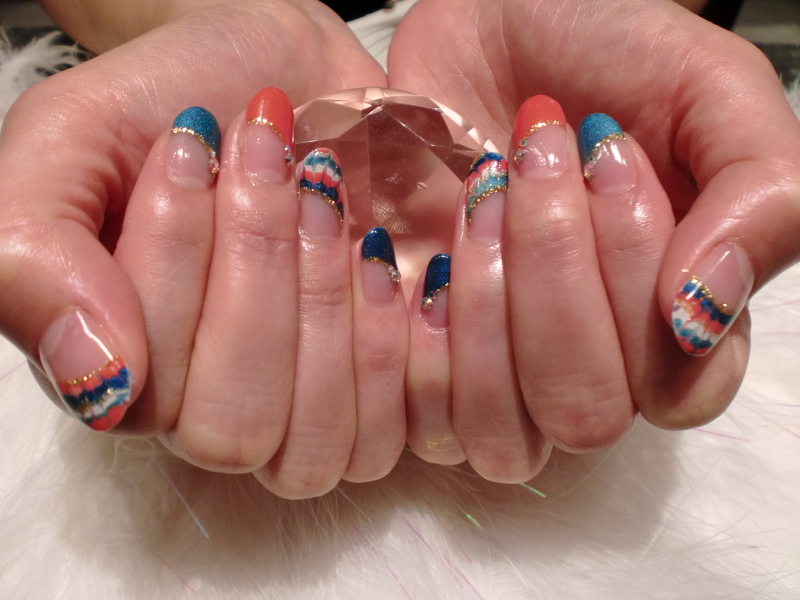 こんにちは★大人気のシャンティネイルです★