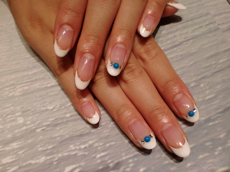 こんにちは★大人気のシャンティネイルです★