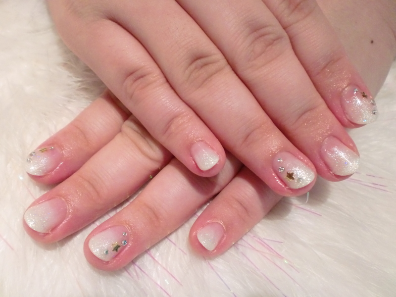 こんにちは★大人気のシャンティネイルです★